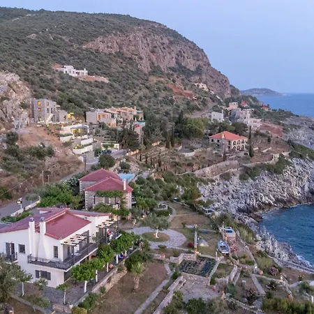 Leda Villa